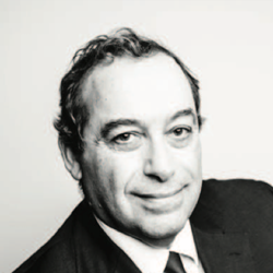 Dr. Fernando Carreira Ara&uacute;jo