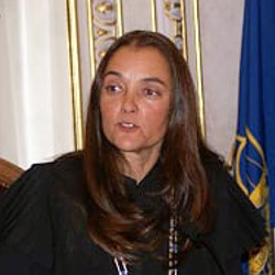 Doutora Isabel Marques da Silva